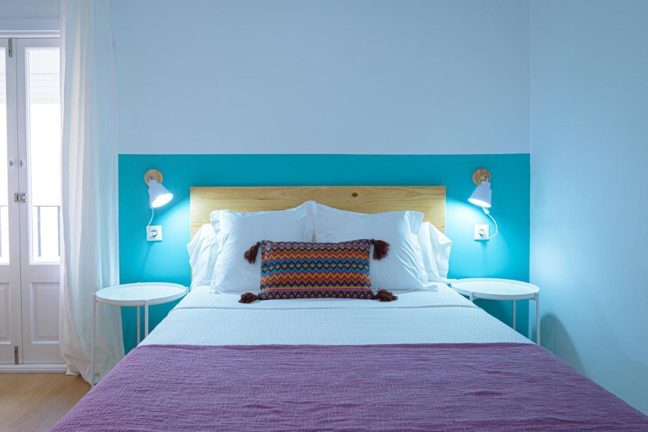 Hostal La Calzada Тарифа Екстериор снимка