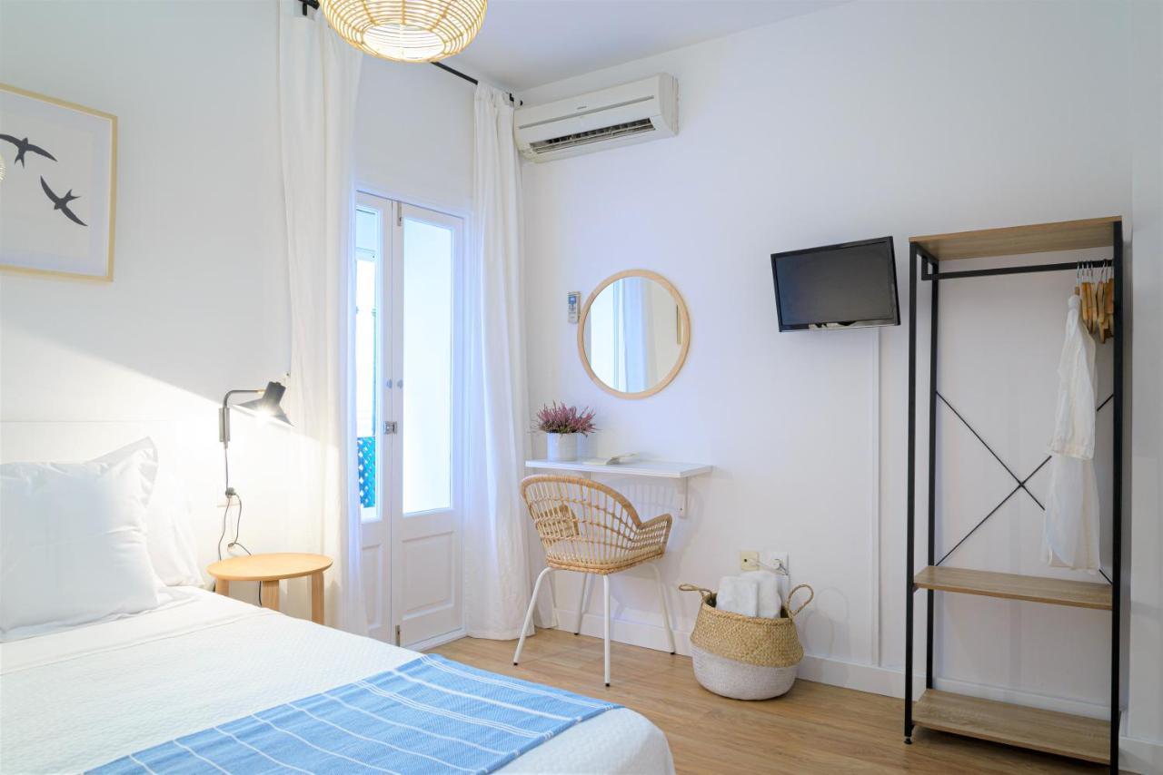 Hostal La Calzada Тарифа Екстериор снимка