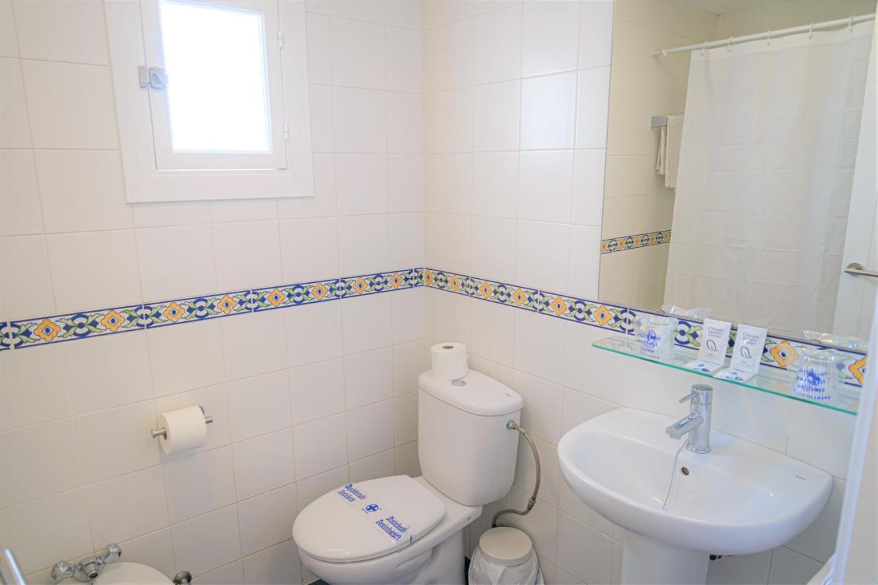 Hostal La Calzada Тарифа Екстериор снимка